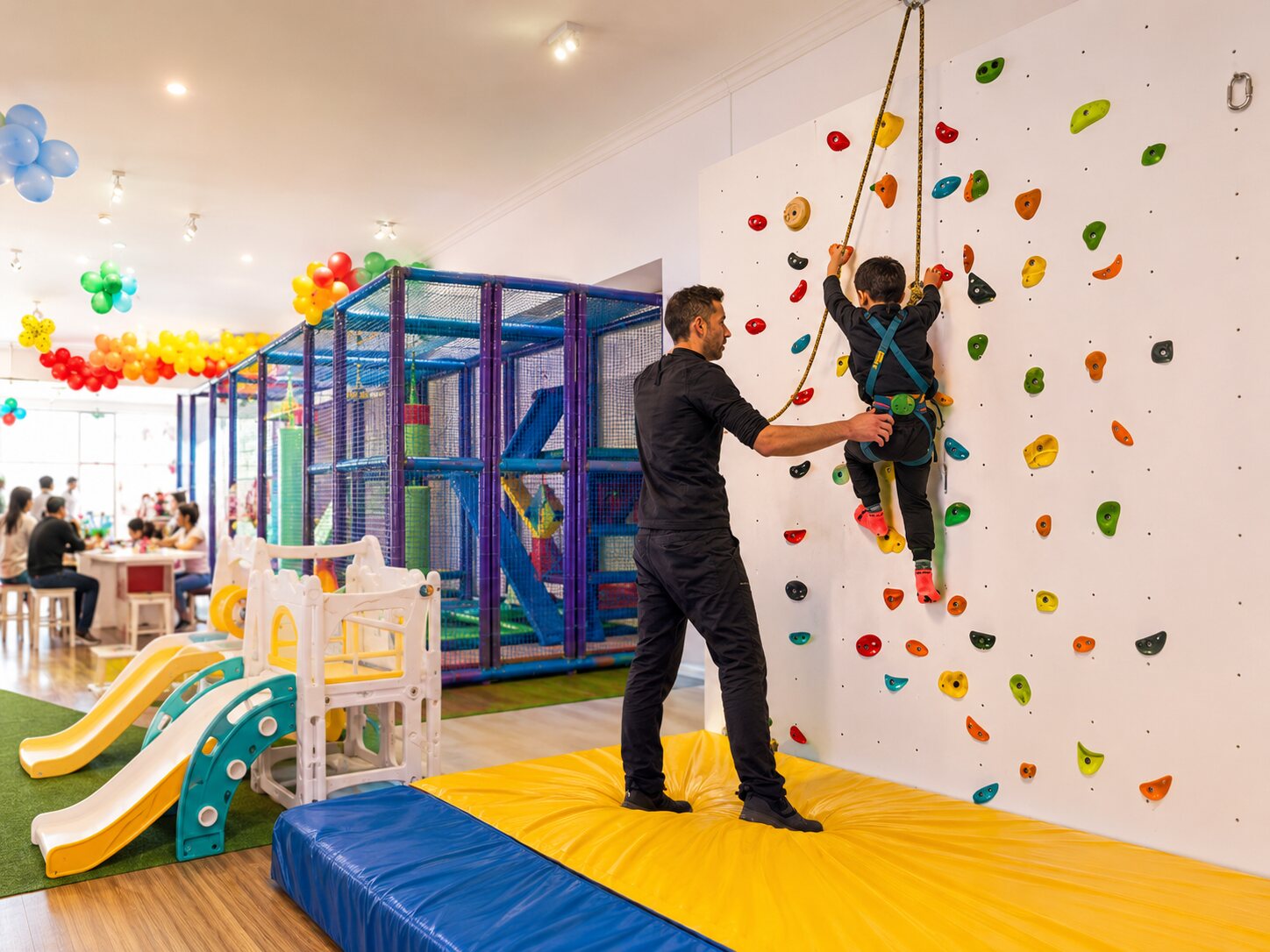 Aulas de escalada para crianças